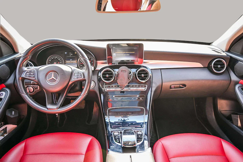 Mercedes-Benz C-Class C200  GCC 